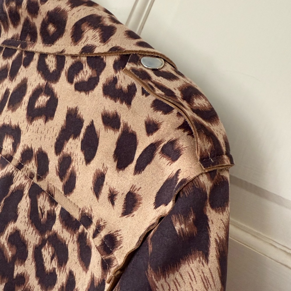 Jacket - Picture 6 of 8